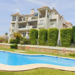 apartamento-puerto-banus-pool.1costadelsol.com/